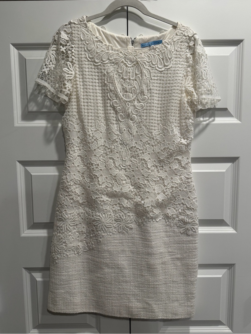 Antonio Melani Elegant Cream Lace Shift Dress - Women's Size 8